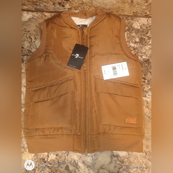 7n for mam kind Other - Boys designer vest. 7 for all mankind brand. Bourbon brown. Sherpa-lined. Warm